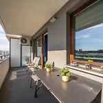 Modern 2Br Apartment Balcony Free Private Parking Warsaw Arkadia